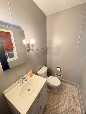 12 E Rockwell STREET, Elkhorn, WI 53121