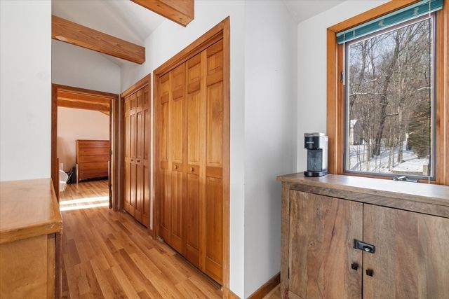 40 Hillcrest Ave, Worcester, MA 01602