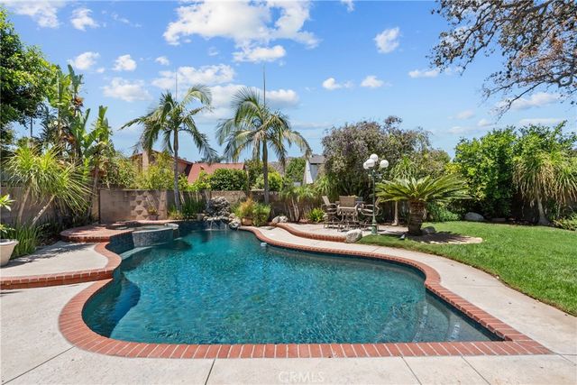 9933 Nevada, Chatsworth, CA 91311