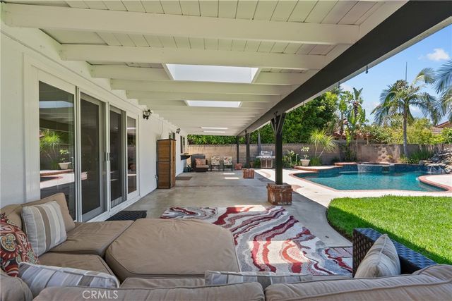 9933 Nevada, Chatsworth, CA 91311