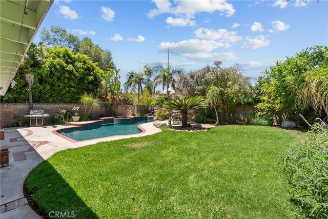 9933 Nevada, Chatsworth, CA 91311