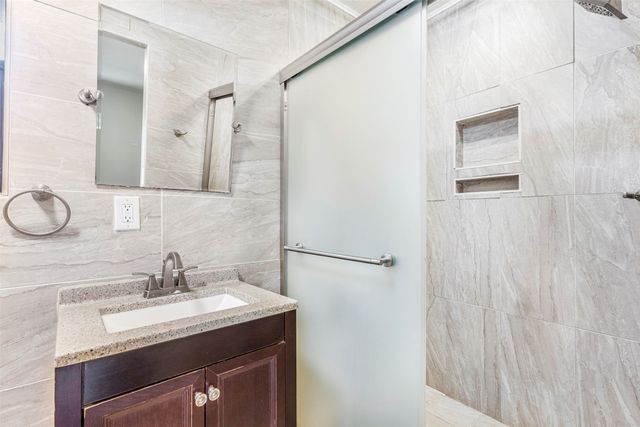 5302 Anchor Cove Circle, Garland, TX 75043