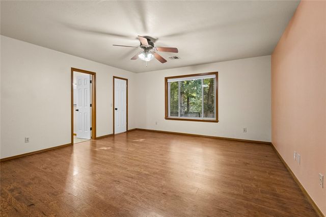 7 Kenilworth Drive, Bella Vista, AR 72714