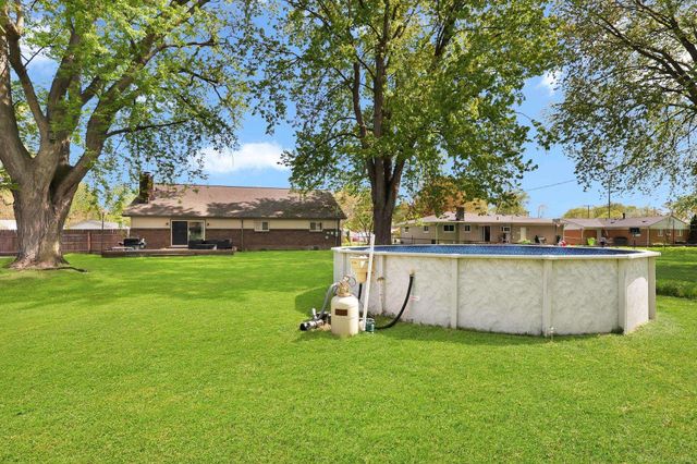 24960 Trombley Street, Harrison Twp, MI 48045