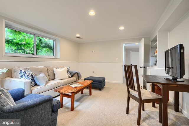 927 CROMWELL BRIDGE RD, Towson, MD 21286