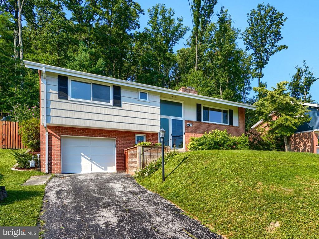 927 CROMWELL BRIDGE RD, Towson, MD 21286