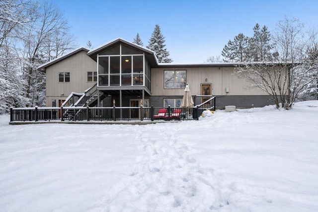 N5630 Thunderbird Road, Portage, WI 53901