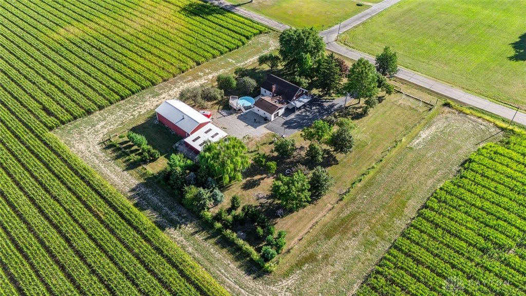 7991 Dodson Road, Brookville, OH 45309