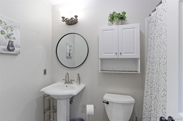 6702 S Ivy Way B4, Centennial, CO 80112