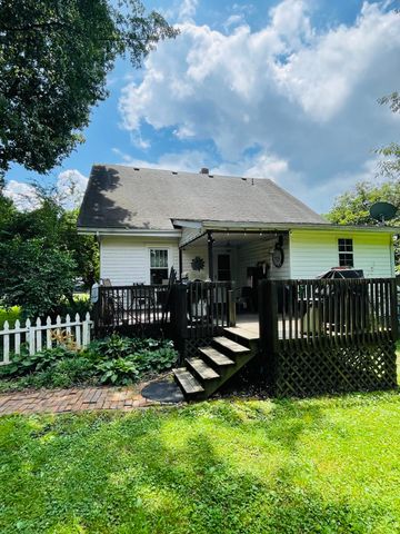 122 Adams Street, Berea, KY 40403