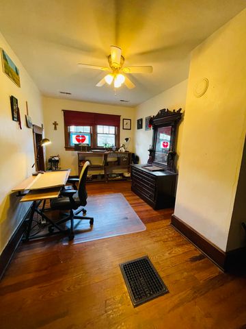122 Adams Street, Berea, KY 40403