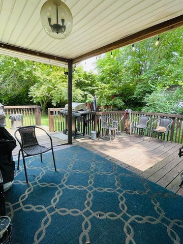 122 Adams Street, Berea, KY 40403