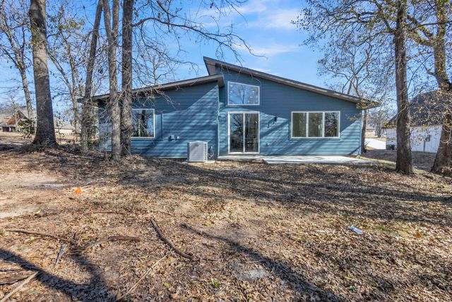 320 Splitrail Drive, Mabank, TX 75143