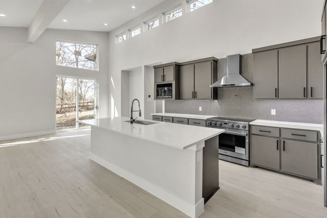 320 Splitrail Drive, Mabank, TX 75143