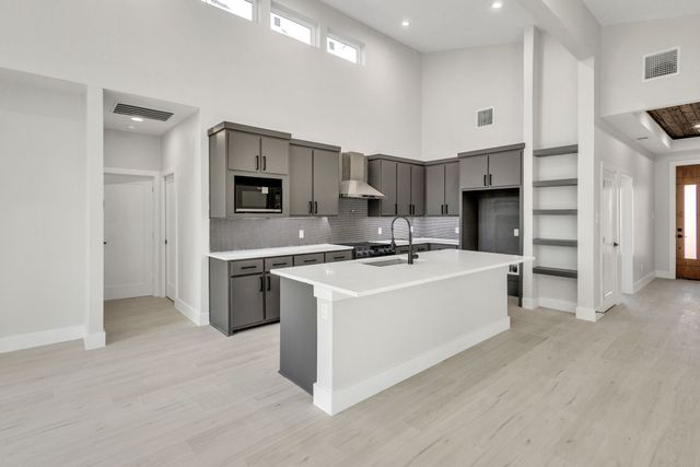 320 Splitrail Drive, Mabank, TX 75143