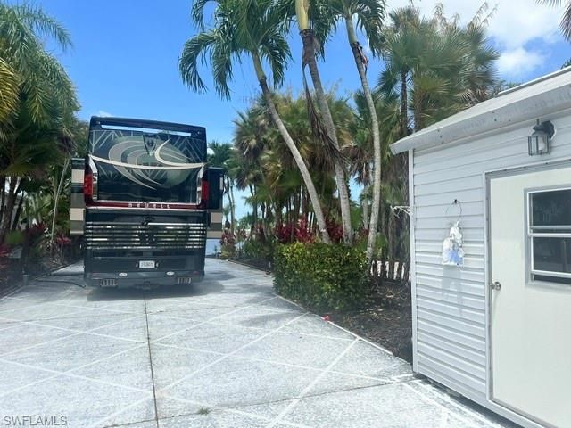 1408 Pearl Lake PT, Naples, FL 34114
