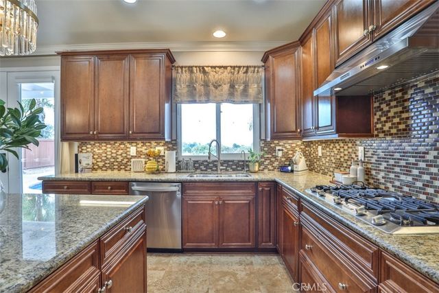 40493 Calle Katerine, Temecula, CA 92591