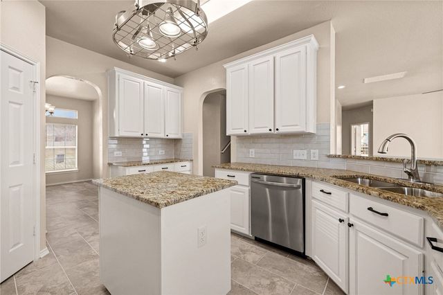 121 E Deer Horn Pass, Harker Heights, TX 76548