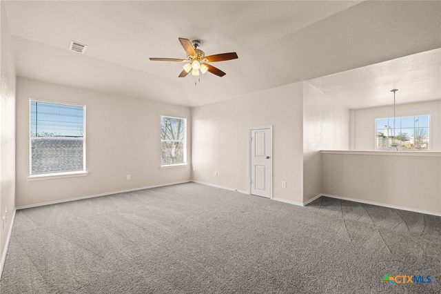 121 E Deer Horn Pass, Harker Heights, TX 76548