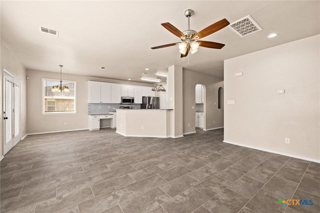 121 E Deer Horn Pass, Harker Heights, TX 76548