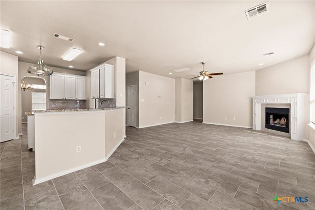 121 E Deer Horn Pass, Harker Heights, TX 76548