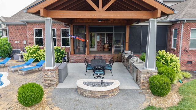 1260 Potter Ln, Gallatin, TN 37066