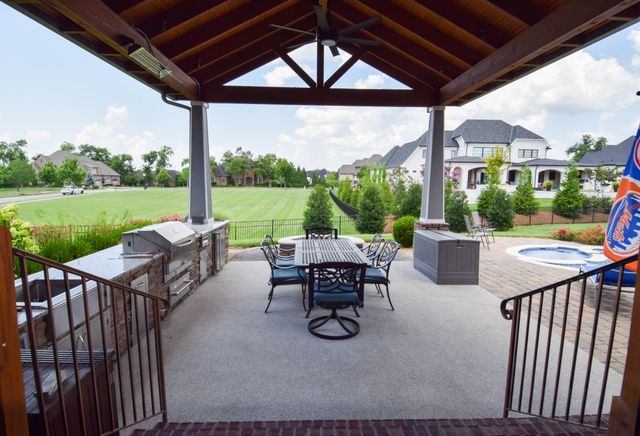 1260 Potter Ln, Gallatin, TN 37066
