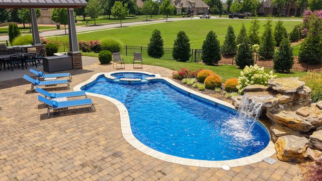 1260 Potter Ln, Gallatin, TN 37066