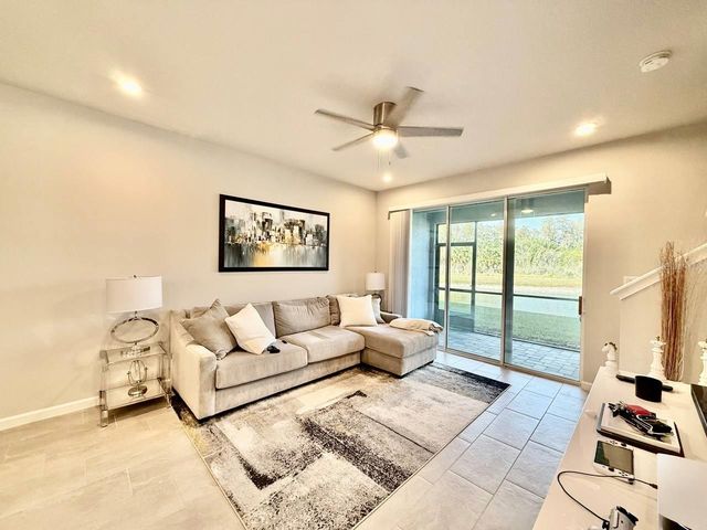 8319 WILDFLOWER GLEN AVENUE, Odessa, FL 33556