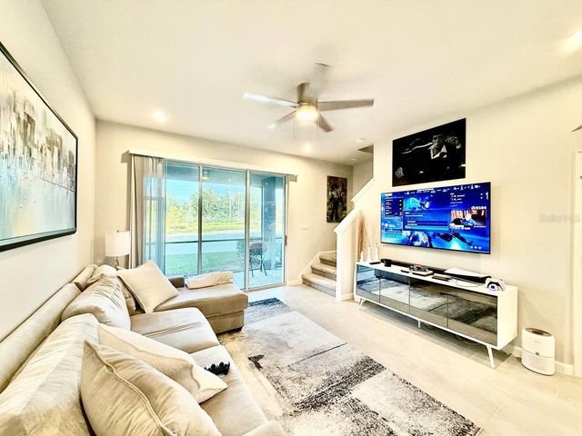 8319 WILDFLOWER GLEN AVENUE, Odessa, FL 33556