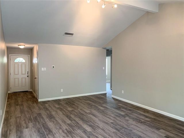 11640 Parkfield DR, Austin, TX 78758