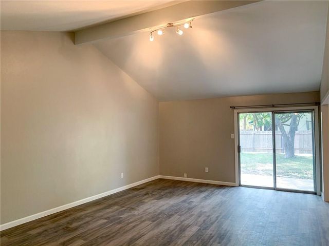 11640 Parkfield DR, Austin, TX 78758