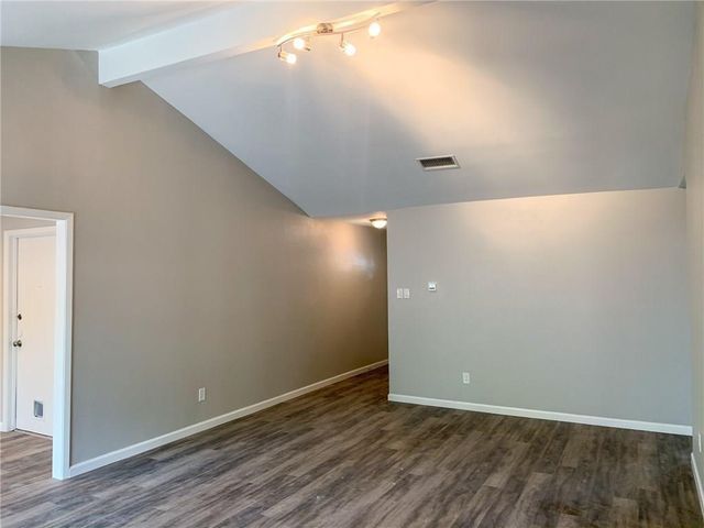 11640 Parkfield DR, Austin, TX 78758