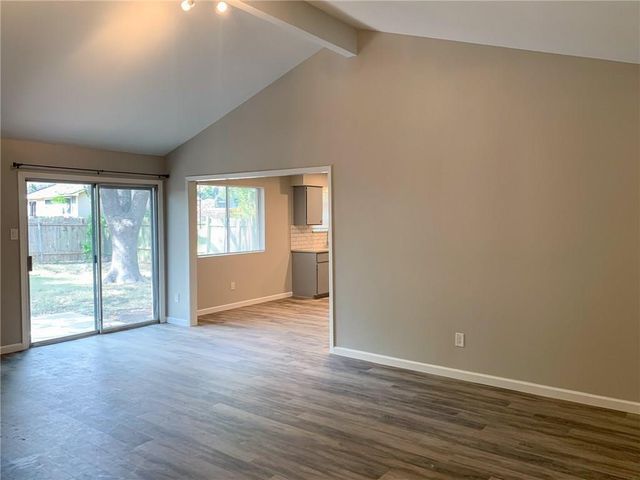 11640 Parkfield DR, Austin, TX 78758
