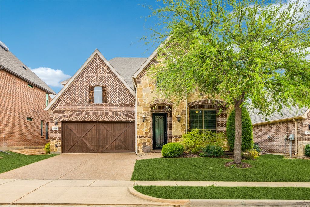 2824 Earl Drive, Trophy Club, TX 76262