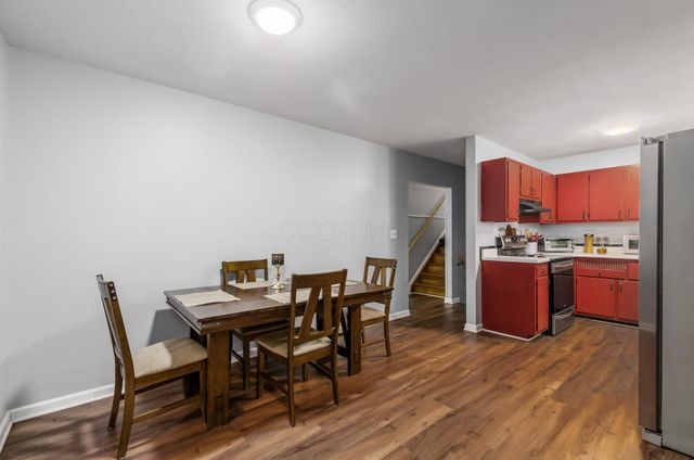 52 Fieldpoint Road, Heath, OH 43056