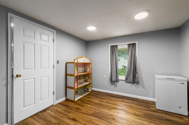 52 Fieldpoint Road, Heath, OH 43056