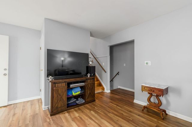 52 Fieldpoint Road, Heath, OH 43056
