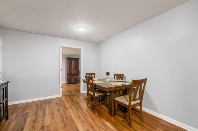 52 Fieldpoint Road, Heath, OH 43056