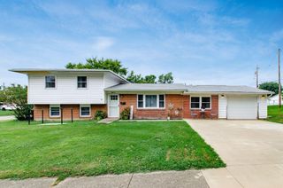 52 Fieldpoint Road, Heath, OH 43056