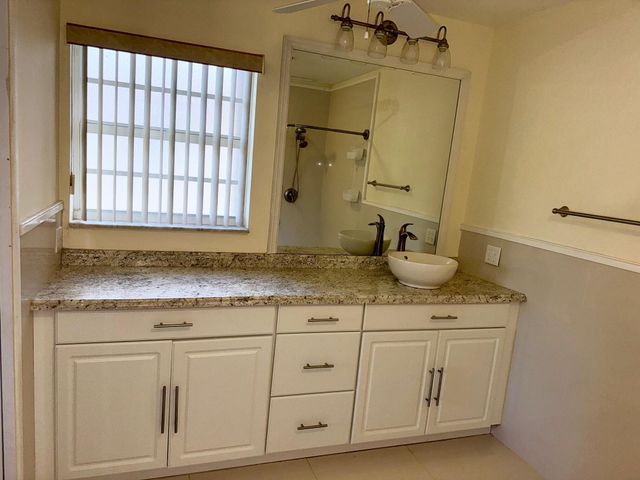 2600 S Kanner Highway Q12, Stuart, FL 34994