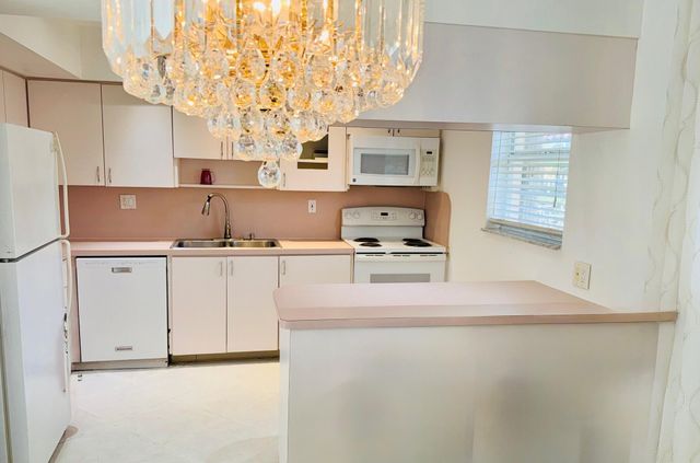 2600 S Kanner Highway Q12, Stuart, FL 34994