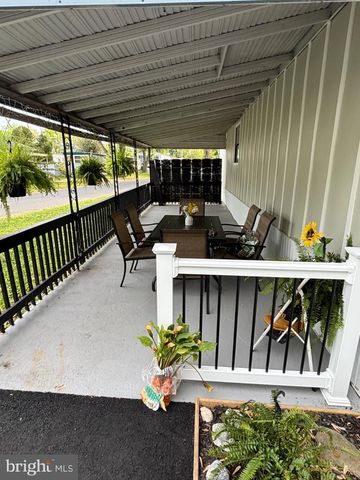 204 KENTUCKY AVE, Williamstown, NJ 08094