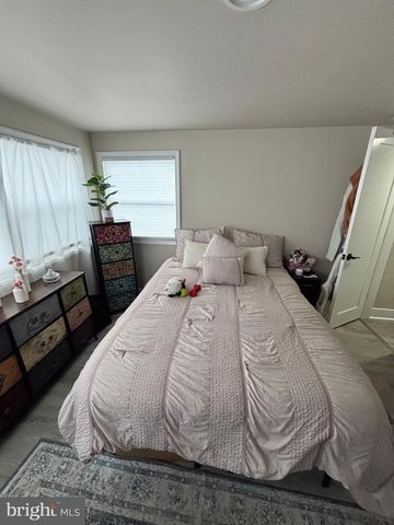 204 KENTUCKY AVE, Williamstown, NJ 08094