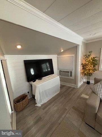 204 KENTUCKY AVE, Williamstown, NJ 08094