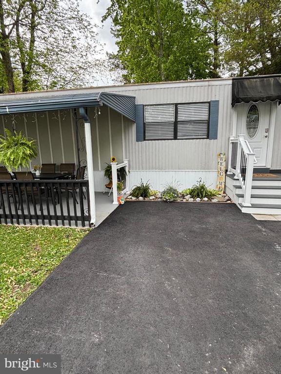 204 KENTUCKY AVE, Williamstown, NJ 08094