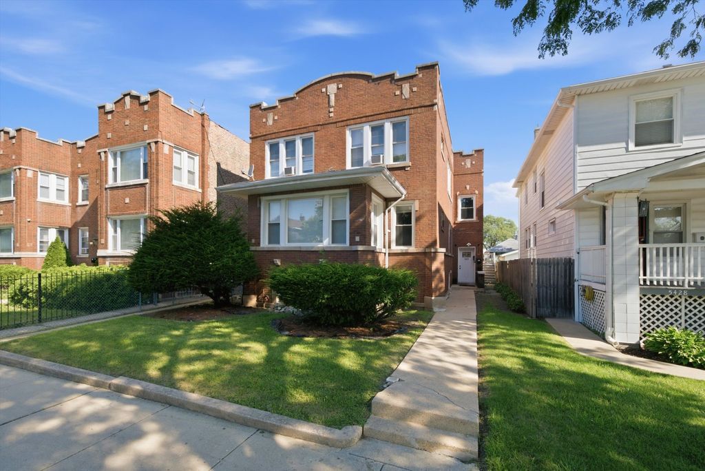 5432 W Potomac Avenue, Chicago, IL 60651 — exterior