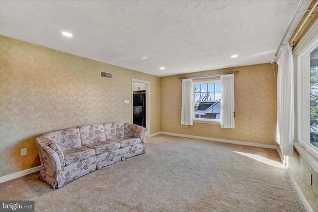 45 N ALWINE AVE, York, PA 17408