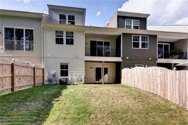 5249 Twilight CT, Toano, VA 23168