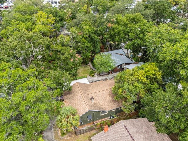 916 E BROAD STREET, Tampa, FL 33604